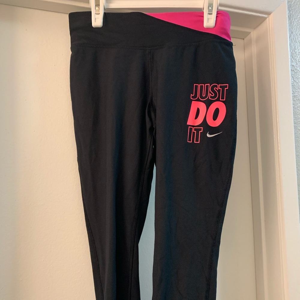 Nike Crop Leggings
